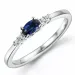 oval safir diamantring i 14 karat hvidguld 0,35 ct 0,06 ct