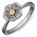 Blomster ring i sort rhodineret sølv