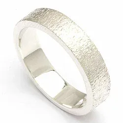 Vielsesring fra randers sølv i sølv