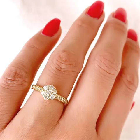 diamant ring i 14 karat guld 0,51 ct