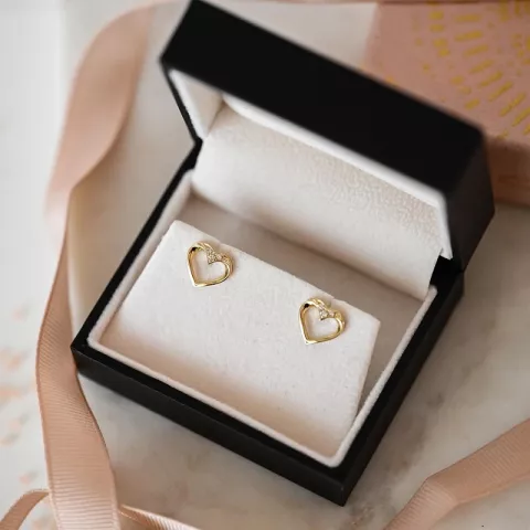 Hjerte diamant ørestikker i 14 karat guld med diamanter 
