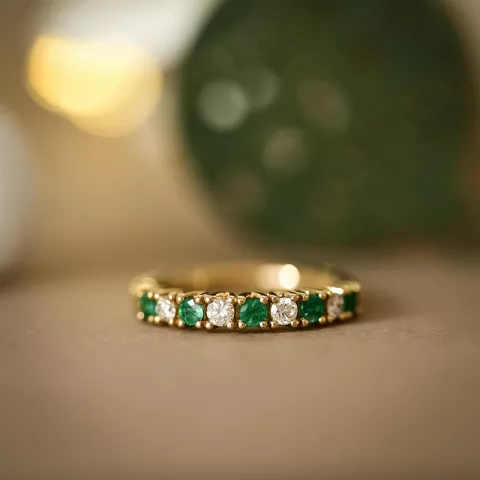 Smaragd diamantring i 14 karat guld 0,40 ct 0,24 ct