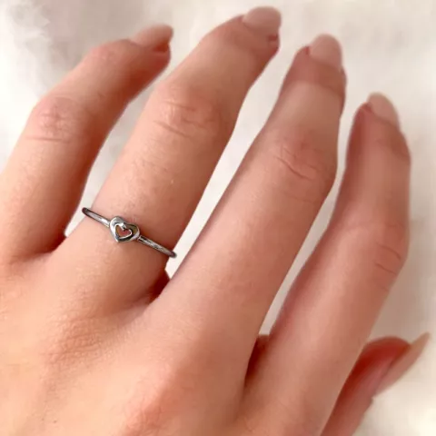 Simple Rings hjerte ring i sort rhodineret sølv
