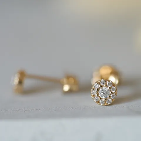 runde diamant ørestikker i 14 karat guld med diamant