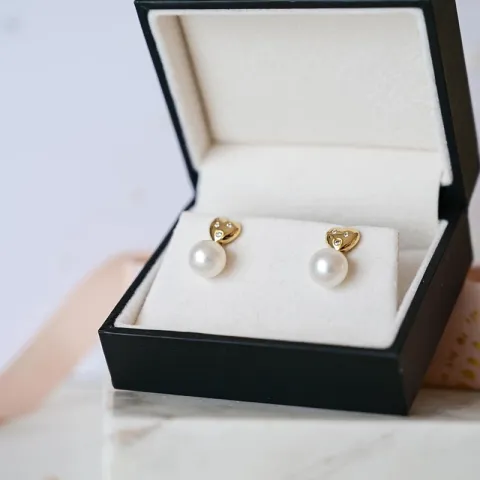 lange hjerte perle brillantøreringe i 14 karat guld med diamant