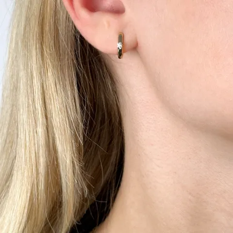 12 mm diamant creoler i 14 karat guld med diamant