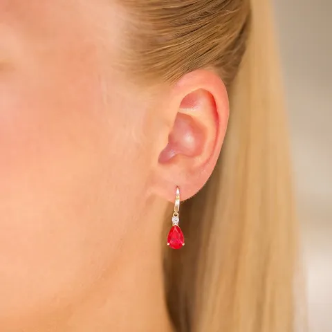 dråbeformede øreringe i 9 karat guld med rubin og zirkon - Gold Collection
