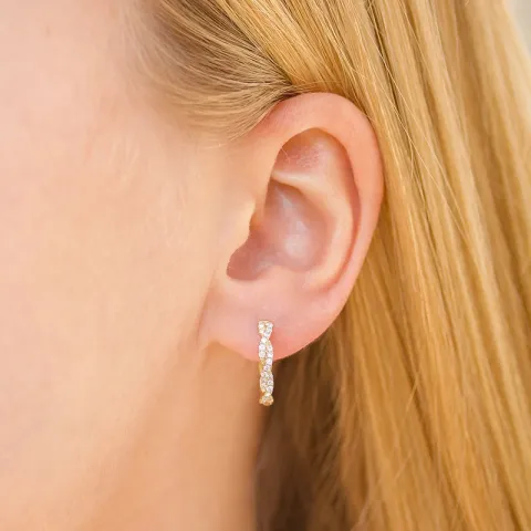 15 mm diamant creoler i 14 karat guld med diamant