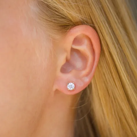 5 mm zirkon ørestikker i 9 karat guld med zirkon