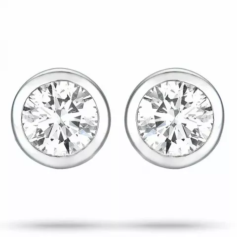 2 x 0,10 ct hvidguld solitaireørestikker i 14 karat hvidguld med diamant 