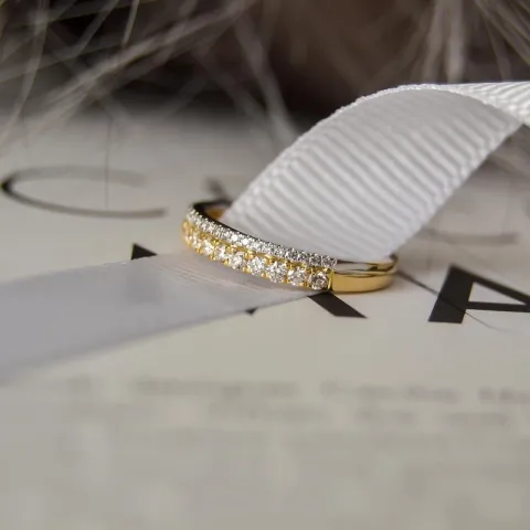 diamantring i 14 karat guld med rhodium 0,38 ct
