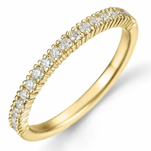 Smal diamantring i 14 karat guld 0,27 ct