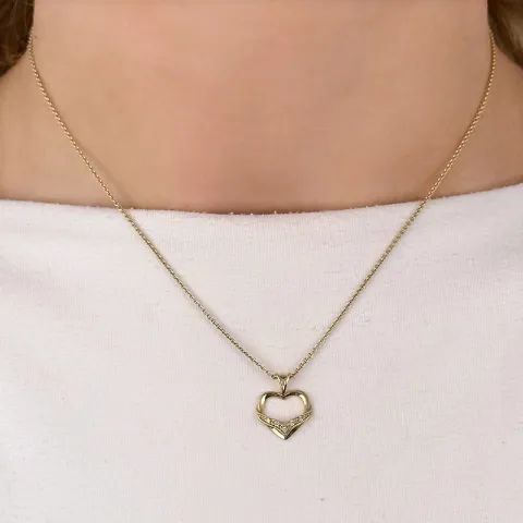 hjerte diamant vedhæng i 14 karat guld 0,03 ct