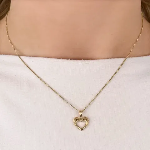 hjerte diamant vedhæng i 14 karat guld 0,02 ct