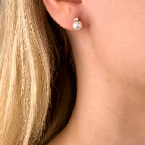 perle øreringe i 14 karat guld med diamant 