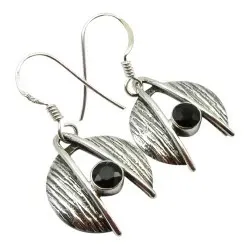 ægte onyks øreringe i oxideret sterlingsølv