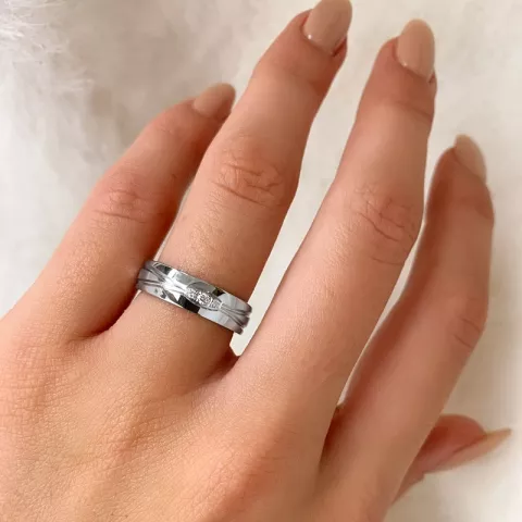 elegant zirkon ring i rhodineret sølv