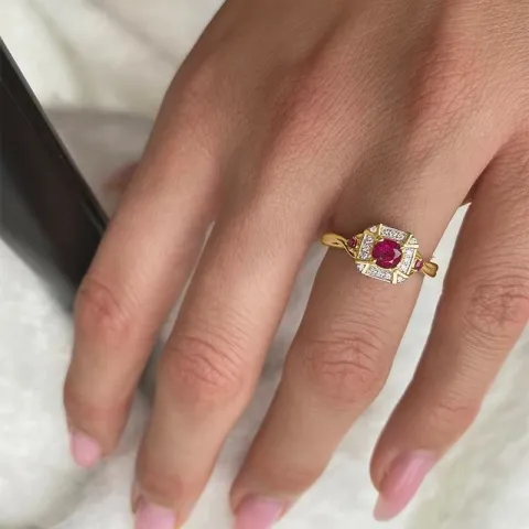 firkantet rubin ring i 14 karat guld.- og hvidguld 0,07 ct 0,45 ct 0,09 ct