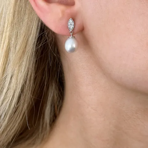 ovale perle diamantøreringe i 14 karat hvidguld med diamant