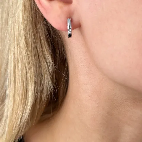 halvcreoler i 14 karat hvidguld med diamant