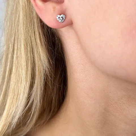 Hjerte diamant hvidguld ørestikker i 14 karat hvidguld med diamanter