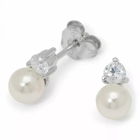 Små perle ørestikker i sølv