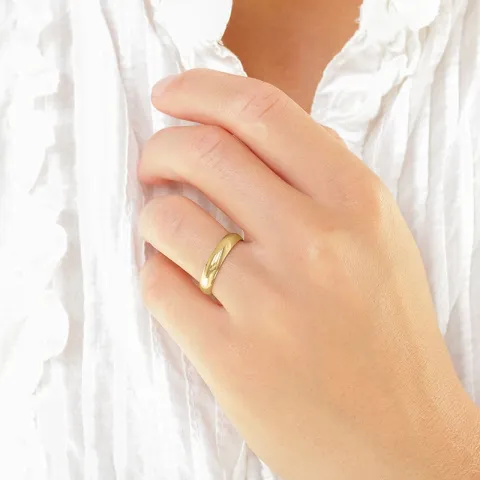 4 og 3 mm vielsesringe i 14 karat guld 0,02 ct - sæt