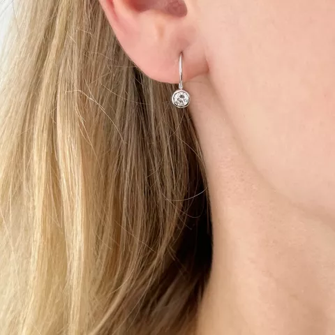 5 mm runde øreringe i rhodineret sølv