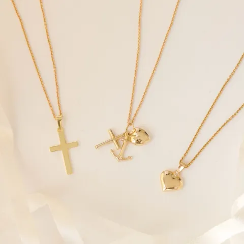 kors halskæde i forgyldt sølv med vedhæng i 8 karat guld - Amoré