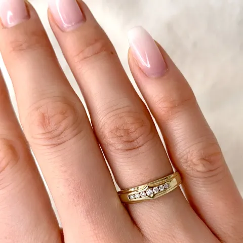 diamant ring i 9 karat guld 0,11 ct