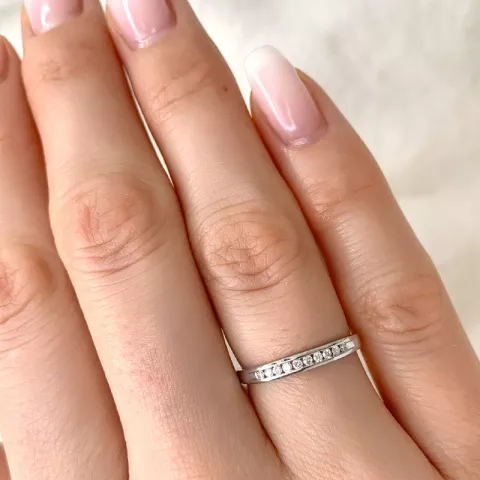 diamant ring i 9 karat hvidguld 0,10 ct