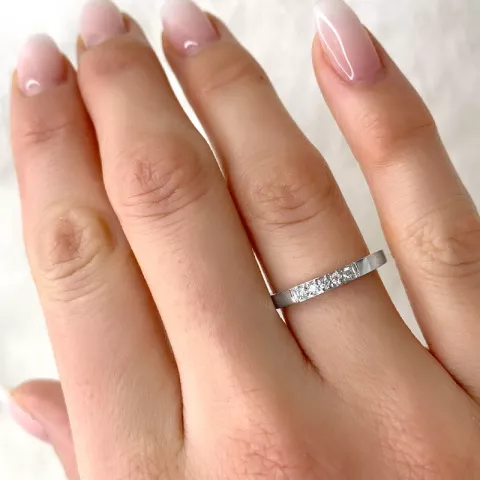 Diamant ring i 9 karat hvidguld 0,09 ct