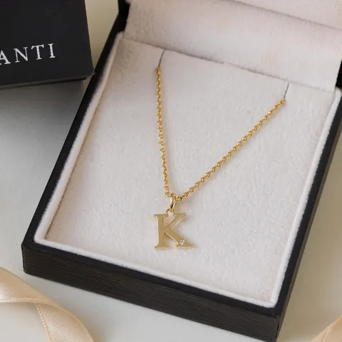 bogstav K diamant vedhæng i 9 karat guld 0,01 ct