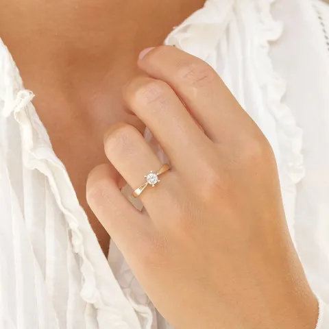 0,40 ct lab grown diamant ring i 14 karat guld 0,40 ct