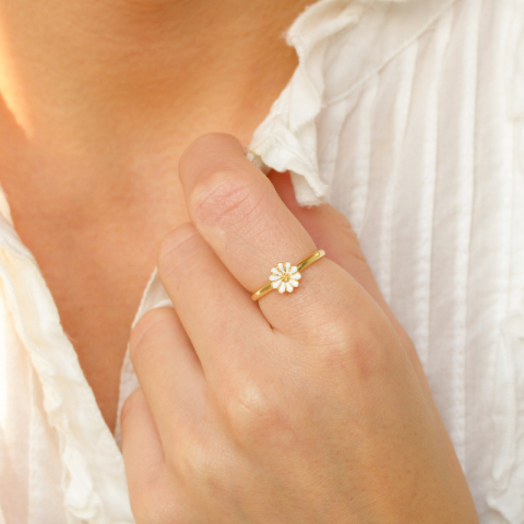 marguerit ring i forgyldt sølv - Maggie