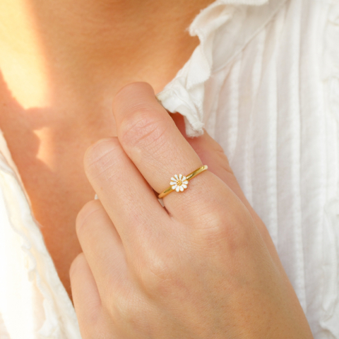 marguerit ring i forgyldt sølv - Maggie