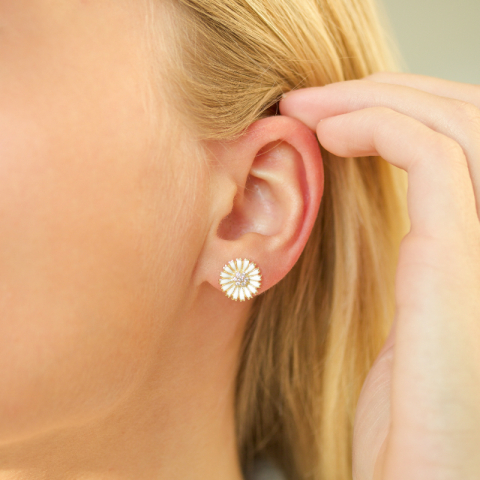 11,5 mm marguerit øreringe i forgyldt sølv - Marie