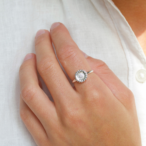 marguerit zirkon ring i sølv