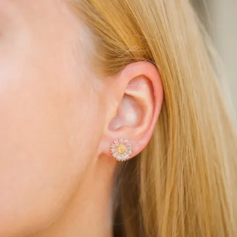 11 mm marguerit pink ørestikker i forgyldt sølv - Marie