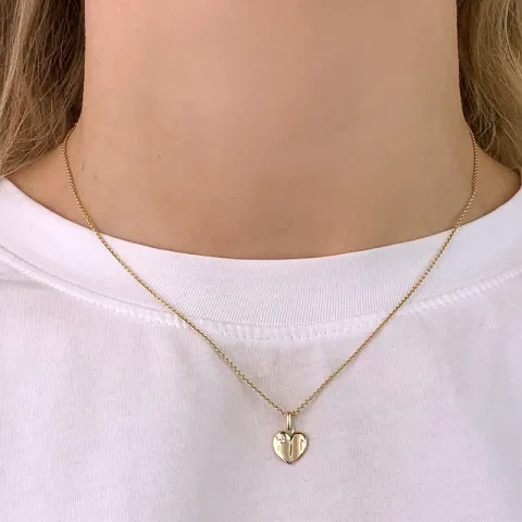 hjerte vedhæng i 9 karat guld