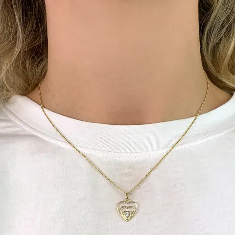 hjerte zirkon vedhæng i 8 karat guld med rhodium