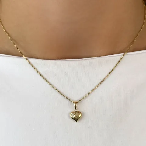 hjerte zirkon vedhæng i 9 karat guld