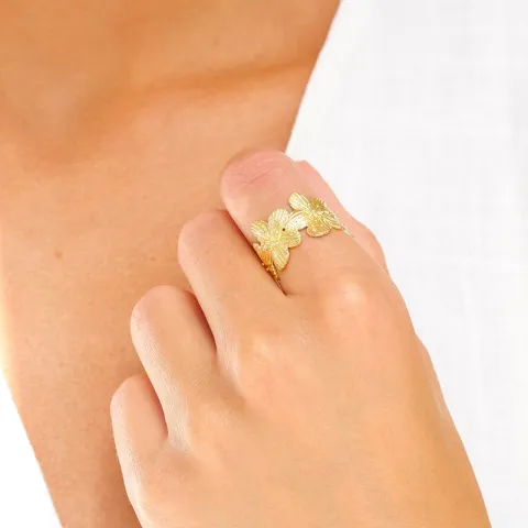 blomster ring i forgyldt messing