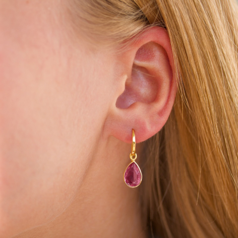 dråbe pink krystal øreringe i forgyldt messing - Loom Stones