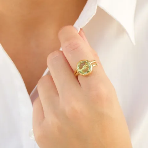 lysegrøn krystal ring i forgyldt messing - Loom Stones