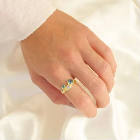 blå topas ring i forgyldt messing - Eliné
