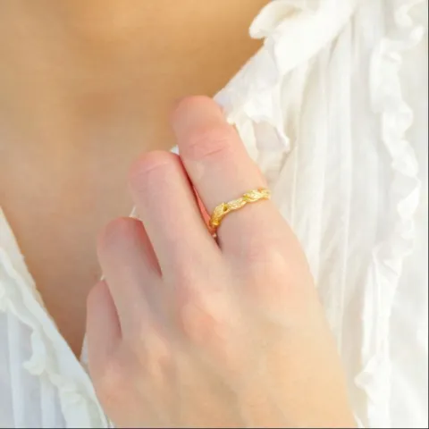 blad ring i forgyldt messing