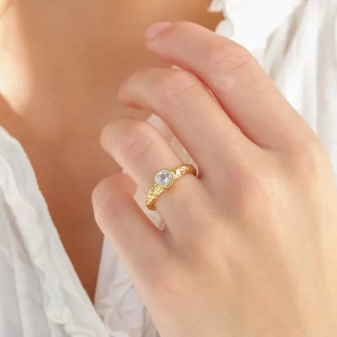 klar quartz ring i forgyldt messing - Eliné