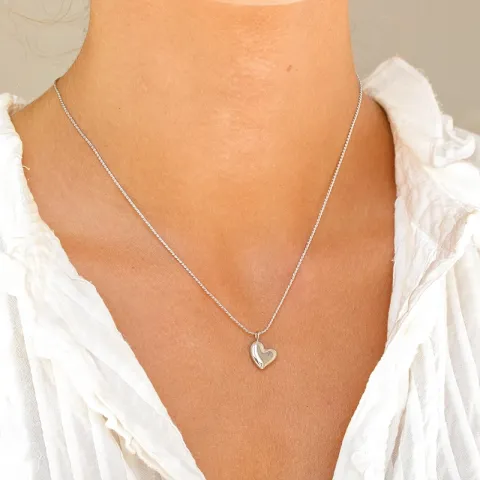 vandfast hjerte halskæde i stål - OCEANA