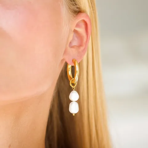 vandfaste perle creoler i forgyldt stål - OCEANA